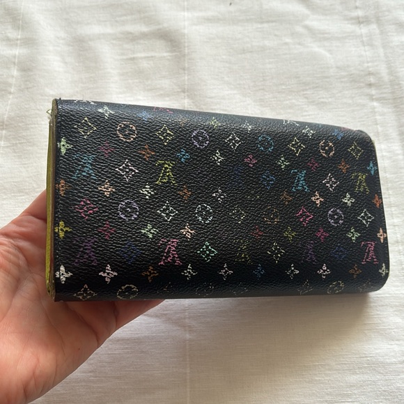 Loius Vuitton Wallet - Picture 2 of 14